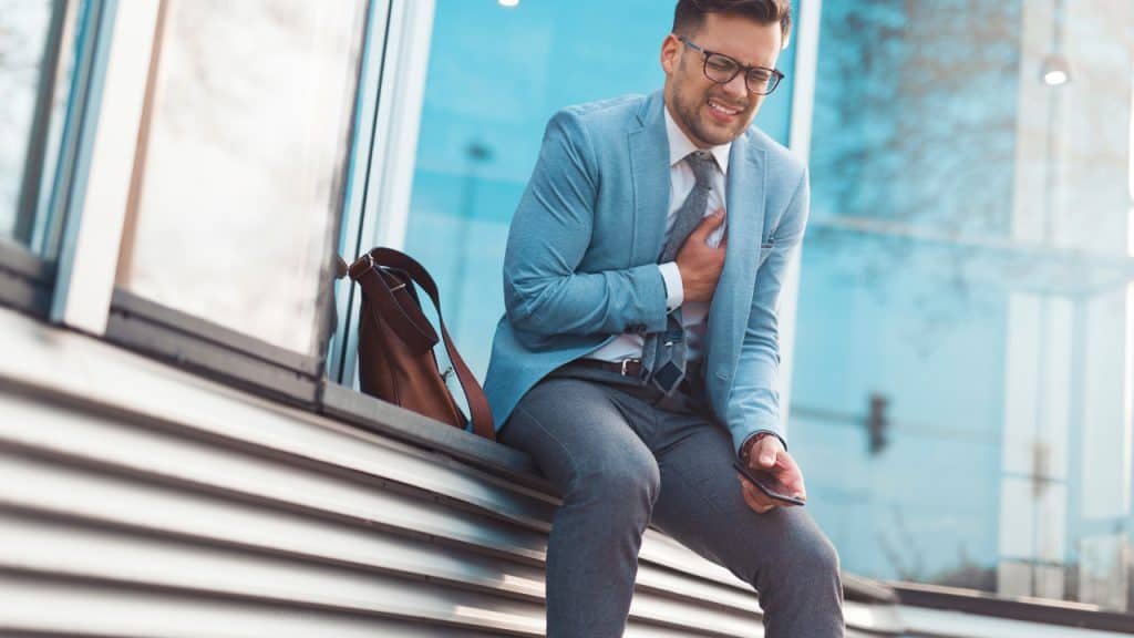 early symptoms of heart attack